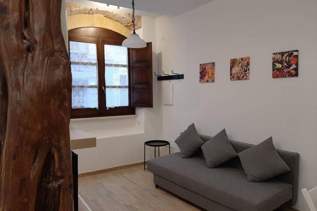 Casetta Alu' - Il Tuo Nido A Stampace Cagliari Exterior foto