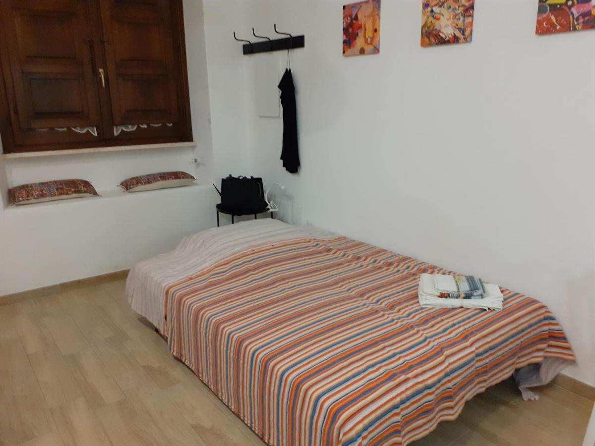 Casetta Alu' - Il Tuo Nido A Stampace Cagliari Exterior foto